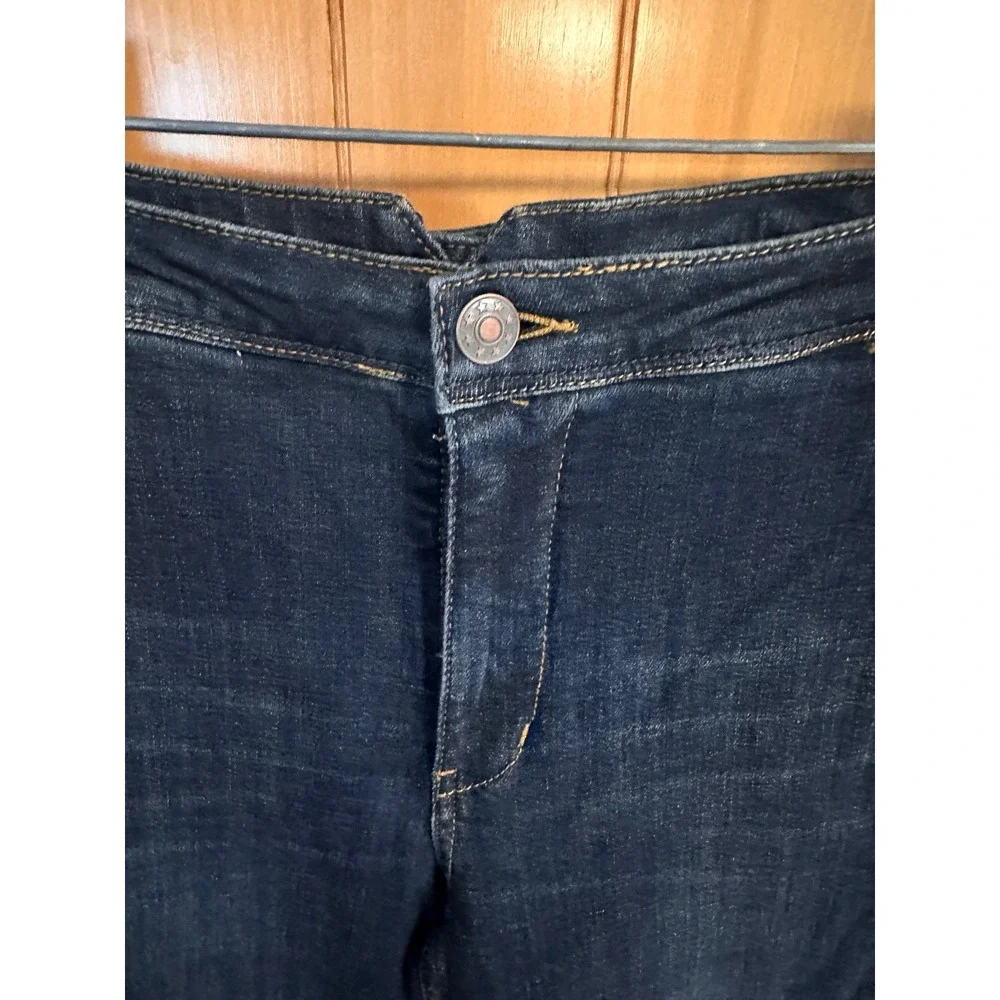 Free People approximate measurements